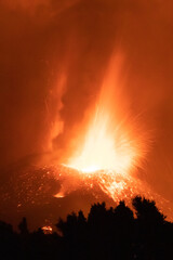 Cumbre Vieja / La Palma (Canary Islands)
2021/10/24
Medium/Long Exposure shots of Cumbre Vieja volcano eruption.