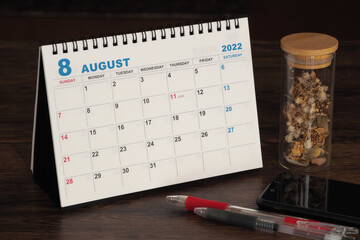 令和4年8月カレンダー｜2022年