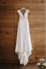 Fototapeta na wymiar Beautiful white wedding dress