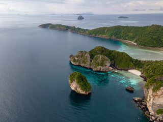  Koh Phi Phi Thailand, Turquoise clear water Thailand Koh Pi Pi, Scenic aerial view of Koh Phi Phi...