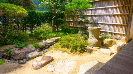 古民家の小さな庭