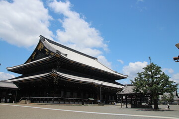 Templo Higashi Honganji, Kioto. Es un buen ejemplo del budismo japonés contemporáneo.