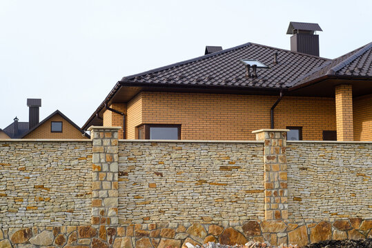 New Sandstone Fence