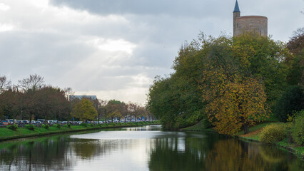 Fototapeta na wymiar Reie River in Bruges