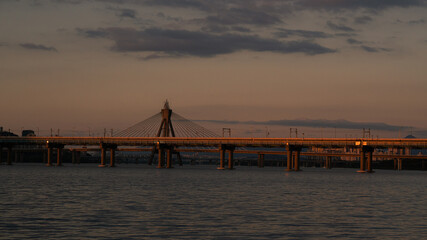 Obraz premium sunset of the bridge