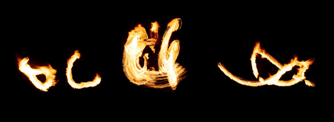 Obraz premium Abstract drawings of fire in motion at night
