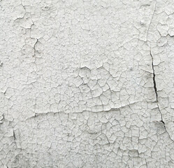 White cracked paint on the wall