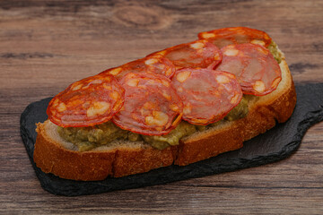 Sandwich with Chorizo sausage and avocado