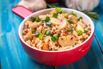 Risotto with mushrooms ande vegetables