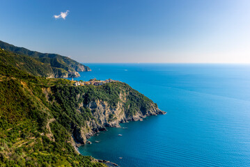 Fototapeta na wymiar Approaching the village of Corniglia in the Cinque Terre in Italy in a summer afternoon
