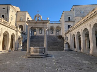 Montecassino interior of church