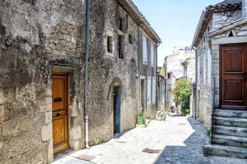 Fototapeta na wymiar Admire the pearls of the medieval town of Viviers in the Ardèche