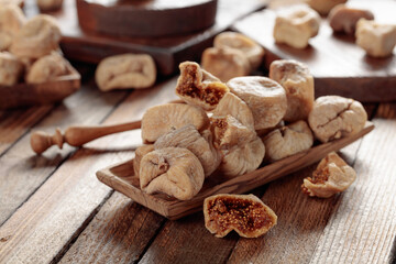 Fototapeta premium Dried figs on a old wooden table.