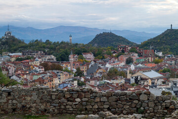 Fototapeta na wymiar Panoramica, panoramic, vista, view, paisaje, landscape o skyline de la ciudad de Plovdiv, pais de Bulgaria