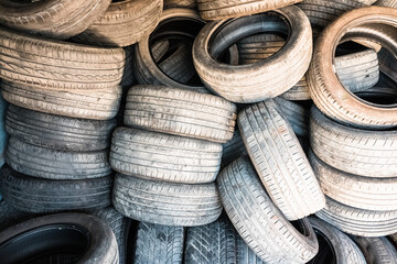 Rubber tires pollute the air in cities, they are retired to be recycled.
