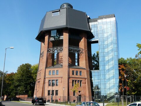 ZABRZE , POLSKA -ZABYTKOWA WIEŻĄ WODNA