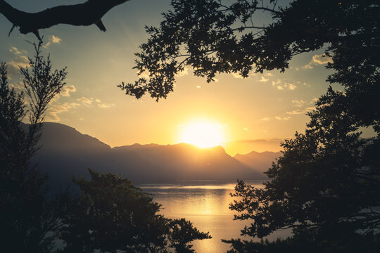 sunset in villa la angostura with the sun