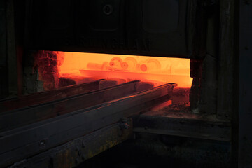 Drive shafts on trays in heat treatment furnace