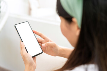 Young woman using smart phone and relaxing in cafe, Modern lifestyle