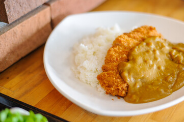 カツカレー