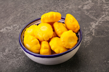 Marinated patissons in the bowl