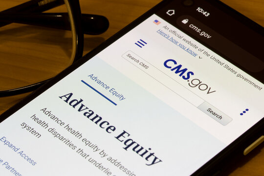 Portland, OR, USA - Nov 28, 2021: The Homepage Of CMS.gov Is Seen On A Smartphone. The Centers For Medicare And Medicaid Services (CMS), Is A Federal Agency Within The HHS.