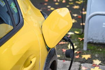 auto voiture electrique recharge autonomie borne batterie