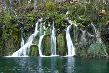 Obraz premium the most beautiful waterfall in Plitvice Lakes in autumn