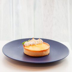 Lemon tart with fresh meringue