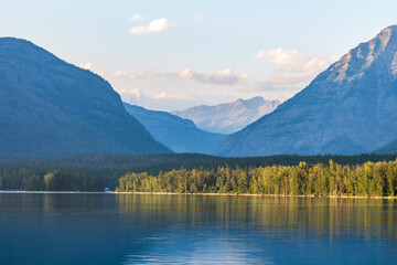 Fototapeta na wymiar Lake McDonald in Glacier National Park in Montana on a sunny summer evening