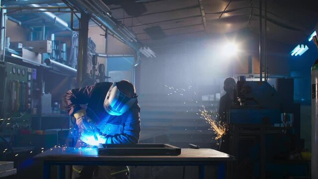 Handyman preparing his autogenous welding tool