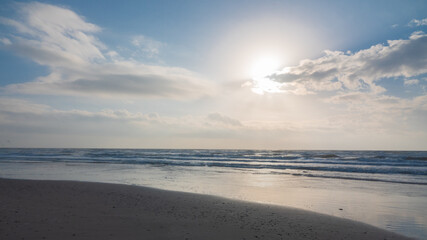 Fototapeta premium Sommermorgen am Nordsee-Strand