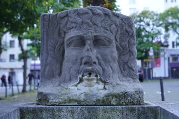 Estatua de piedra © Jose Raúl Abad Reina