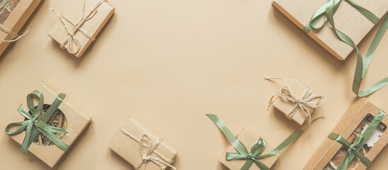 Christmas.Christmas gift box zero waste,Boxing Day,  eco friendly packaging gifts  kraft paper eco christmas holiday concept handmade , eco decor  christmas background pattern