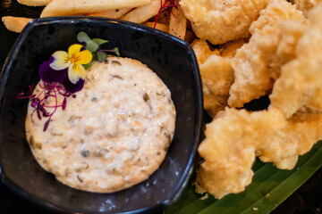 Fish and Chips con salsa tártara 