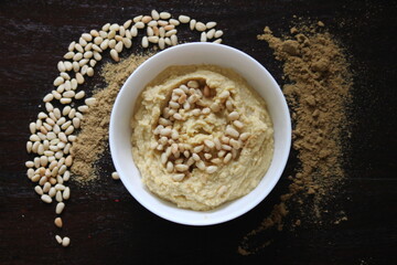 hummus, spices, hummus in bowl, hummus with chickpeas, chickpeas, garbonzos beans, food, 