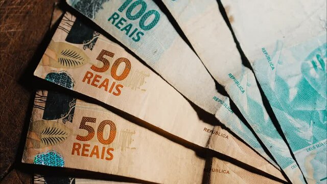 Real, Brazilian currency, fifty and one hundred reais notes