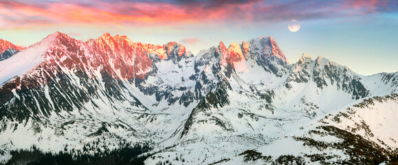 Fototapeta Winter Tatras in Eastern Europe obraz