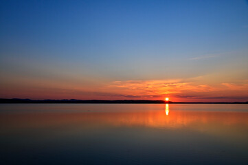 Fototapeta na wymiar クッチャロ湖の夕日