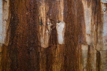 old rusted and cracked wall