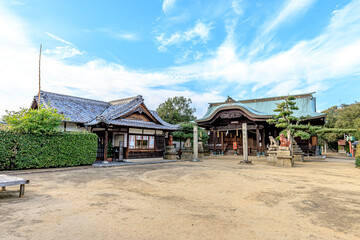 Obraz premium 夕暮れ時の下津井祇園神社 岡山県倉敷市 Shimotsui Gion Shrine at dusk. Okayama-ken Kurashiki city