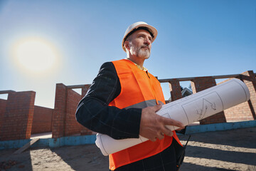 Senior construction specialist having big plans to fulfill