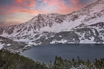 Dolina Pięciu Stawów zimą - zima w górach