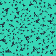 Black Slice of pizza icon isolated seamless pattern on green background. Fast food menu. Vector