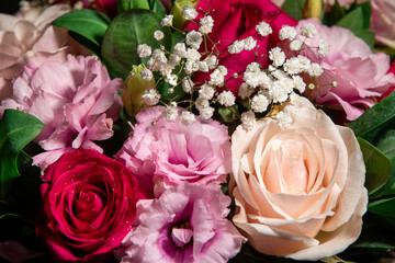 bouquet of pink roses