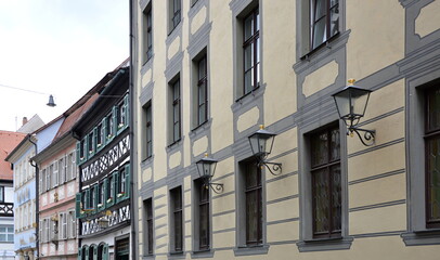 Historische Fassade in der Altstadt von Bamberg, Franken, Bayern