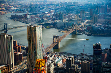 Veduta dall'alto del ponte di Brooklyn e del ponte di Manhattan in New York