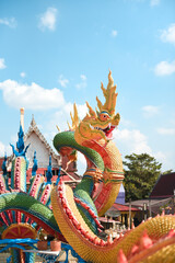 Fototapeta premium chinese dragon statue in temple