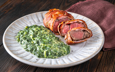 Bacon-wrapped beef steack