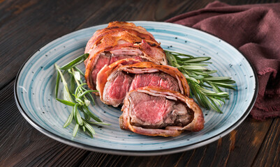 Bacon-wrapped beef steack